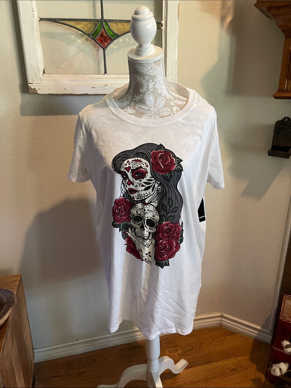 torrid White Tee with Red Rose Sugar Skull Graphic